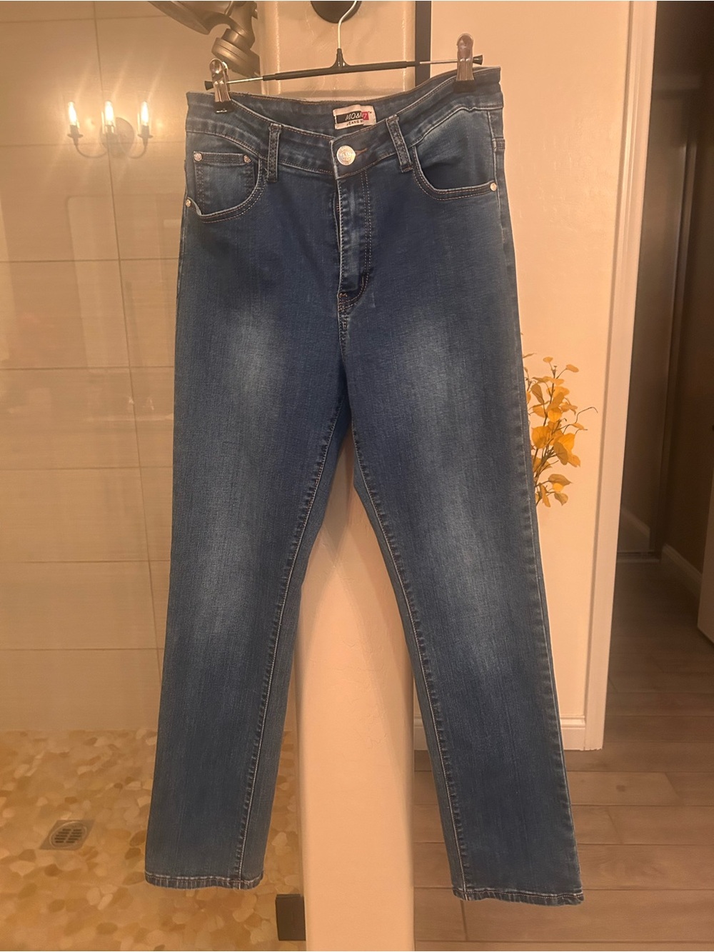 High-Rise Straight Leg Women's Jeans in Denim Blue